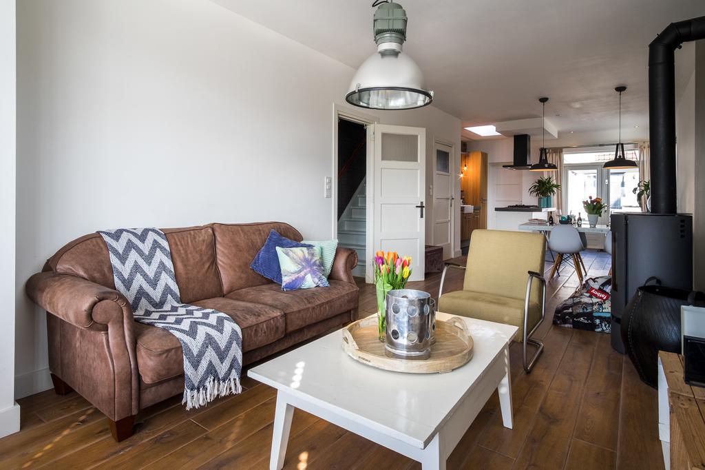 Wijkiki Surf House Apartment Вайк ан Зее Екстериор снимка
